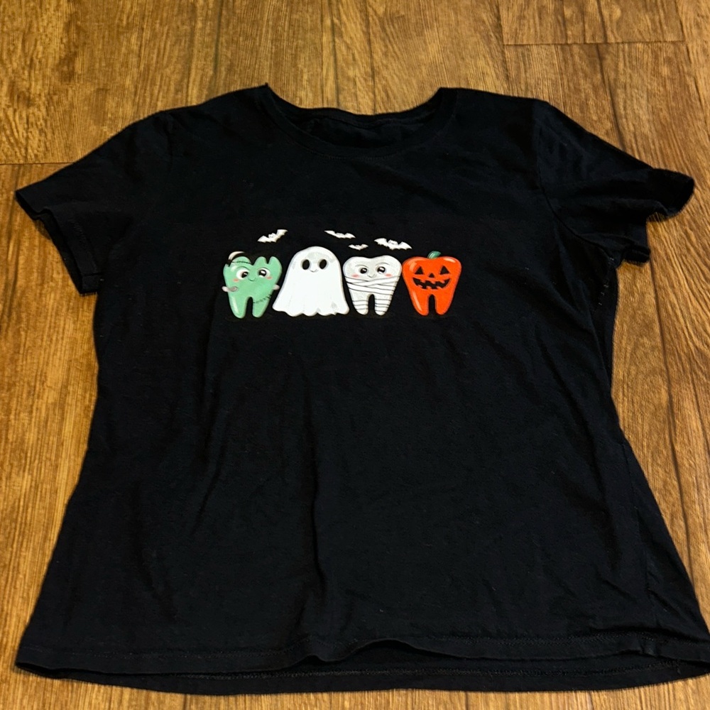 Spooky Black Halloween Tee with Ghosts and Pumpkin